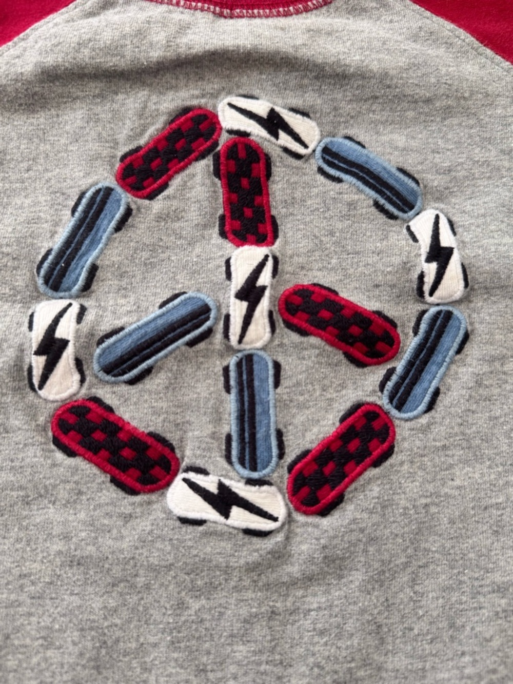 3 Pieces! Gymboree Skateboard T-Shirts Red Shorts Set Boy Size 18-24 month - Picture 3 of 14